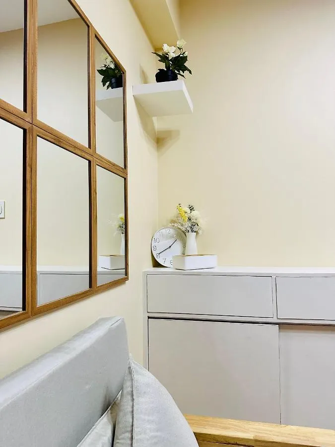 Breeze Residences Condominium Pasay Aparthotel