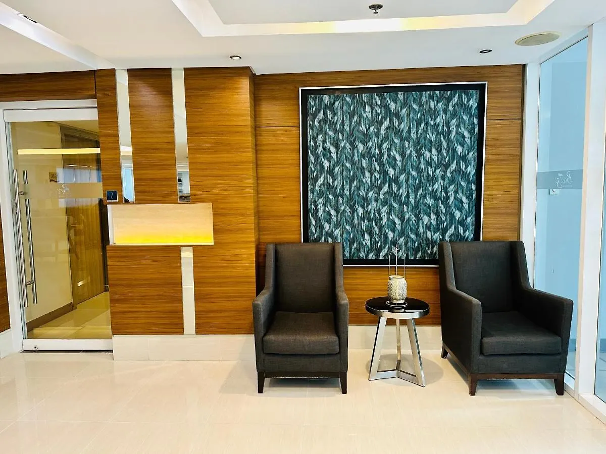 Aparthotel Breeze Residences Condominium Pasay