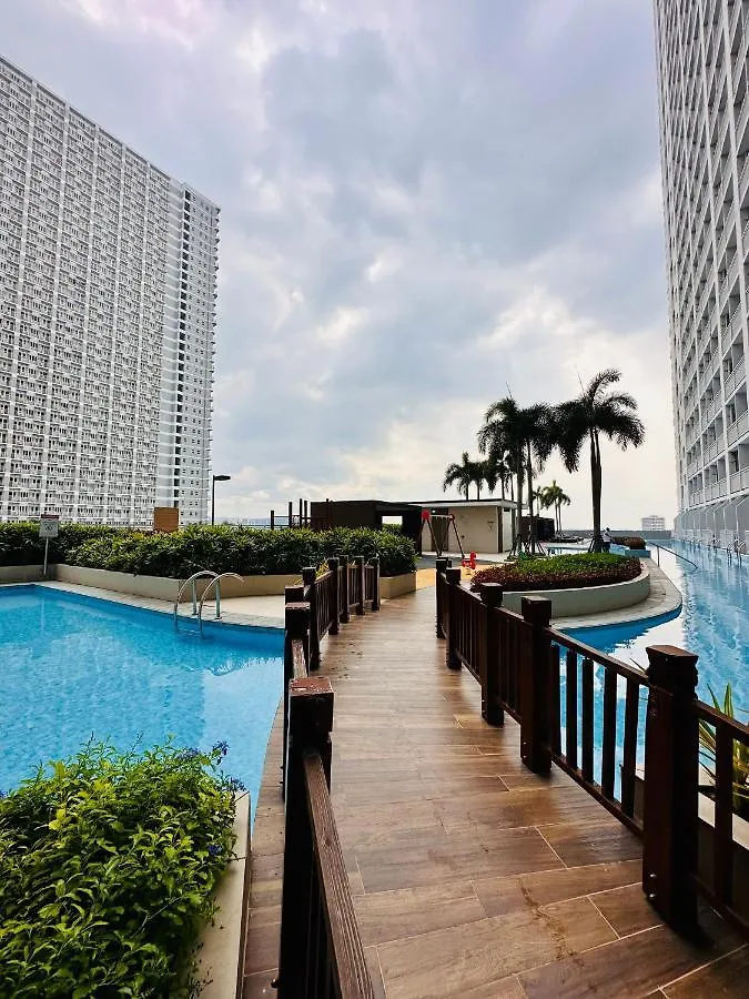 Aparthotel Breeze Residences Condominium Pasay