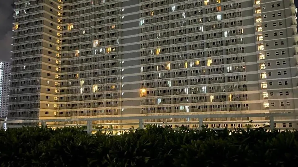 Aparthotel Breeze Residences Condominium Pasay