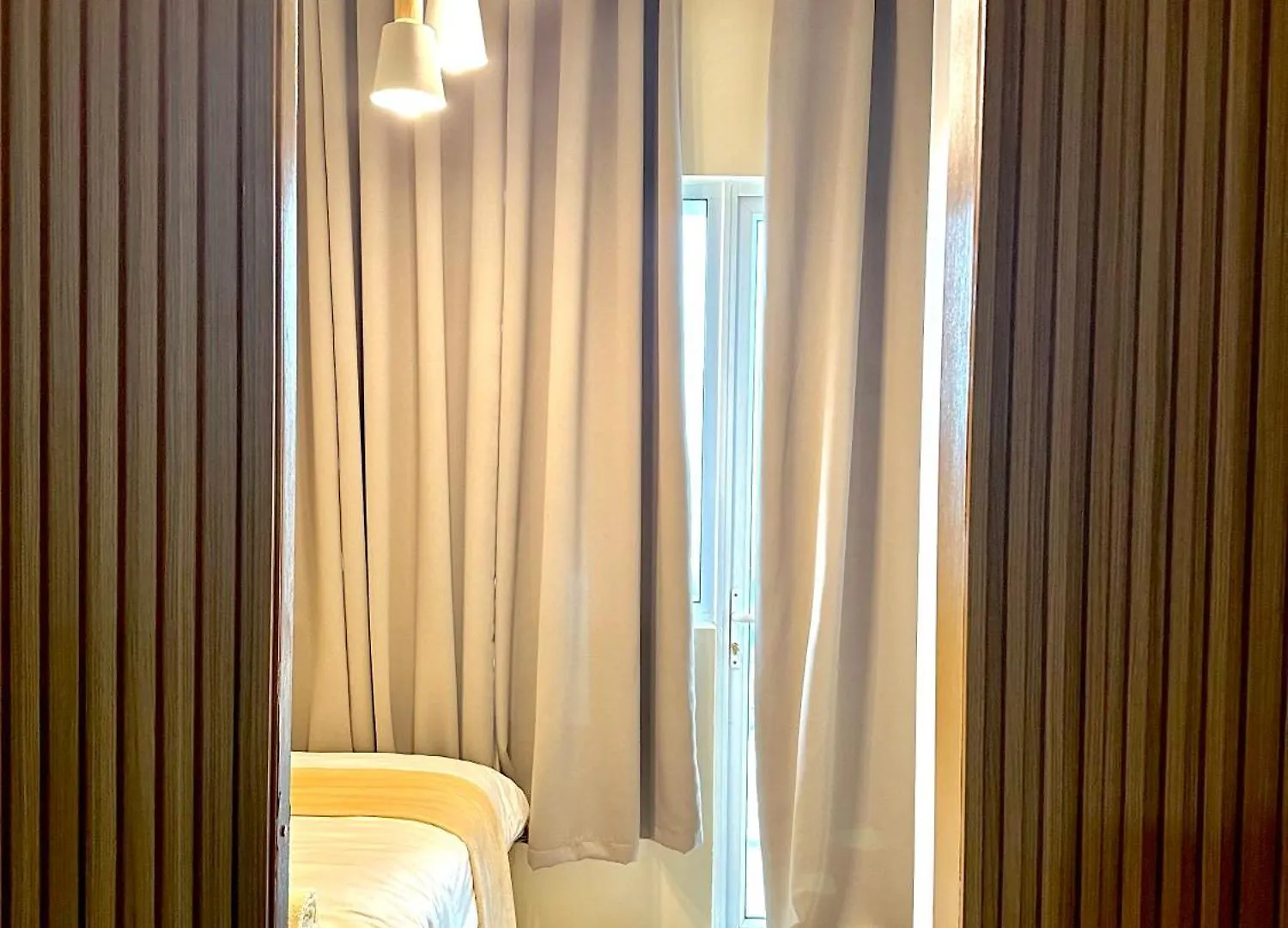 Aparthotel Breeze Residences Condominium Pasay