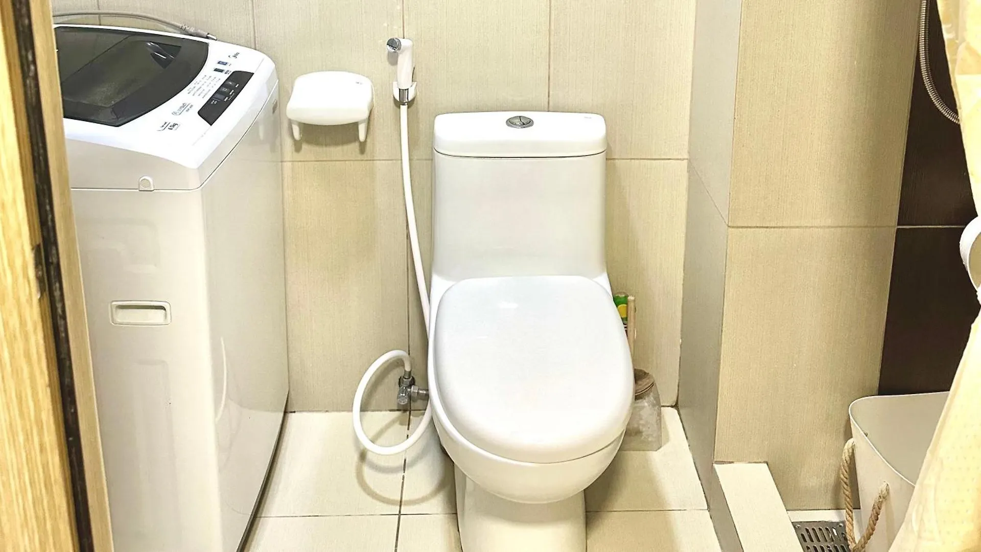 Aparthotel Breeze Residences Condominium Pasay Philippines